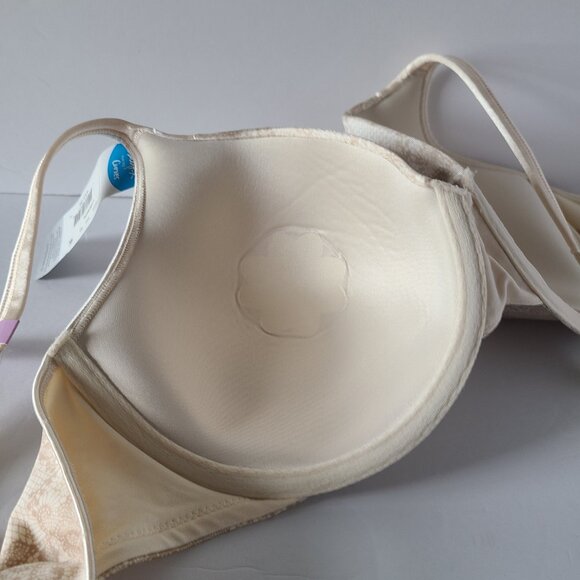 PLAYTEX SECRETS INCREDIBLY SMOOTH T-SHIRT BRA | LIGHT BEIGE/NUDE LACE |UNDERWIRE - Picture 5 of 10